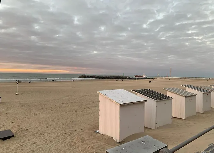 Apartment De Strandsuite Ostend